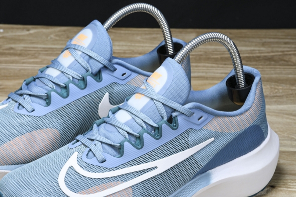 Nike Zoom Fly 5 DM8968 400 