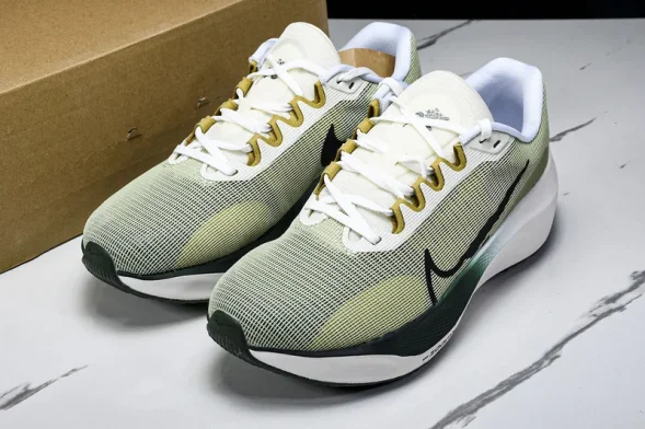 Nike Zoom Fly 5 FV3632 301 