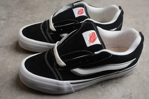 Vans Knu Skool VN0009QC6BT 