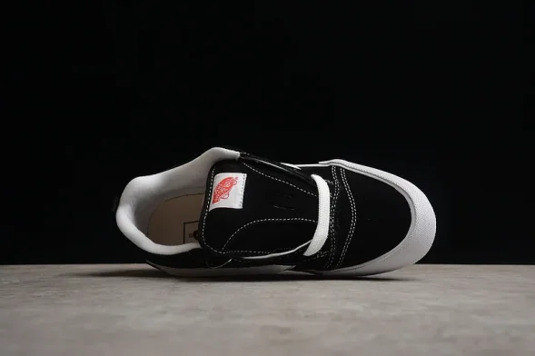 Vans Knu Skool VN0009QC6BT 