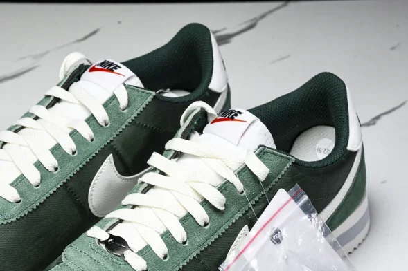 Nike Cortez Classic DZ2795-300 
