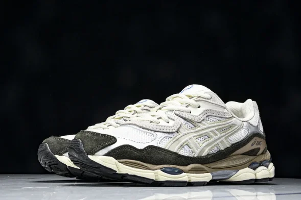 Asics Gel-NYC 1203A383-103 