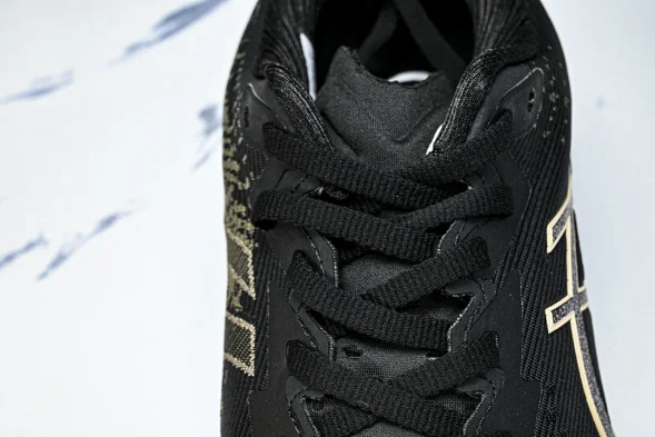 Asics Novablast 4 1011B924-001 
