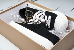 Miu Miu Calzature Uomo Garara group