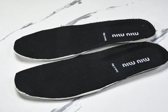 Miu Miu Calzature Uomo Garara group 
