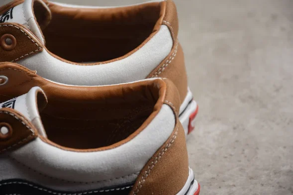 Vans Old Skool Ward VN0A36EMLBR 