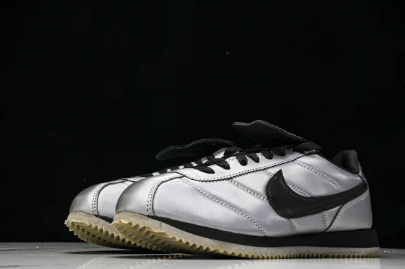 Nike Cortez Classic HQ3490 099 