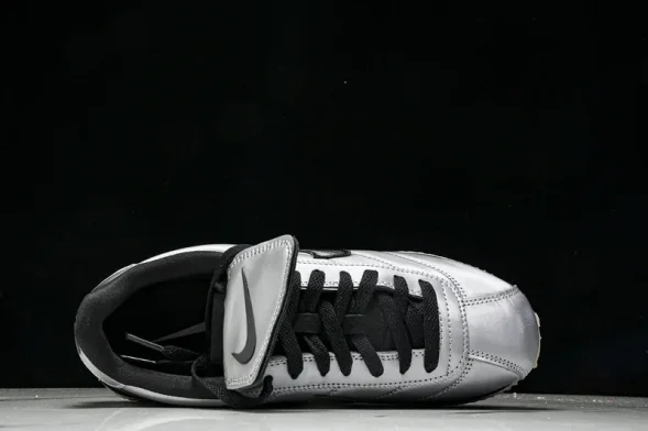 Nike Cortez Classic HQ3490 099 