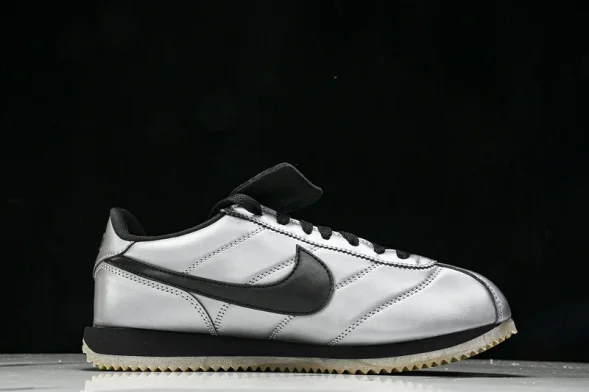 Nike Cortez Classic HQ3490 099 