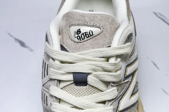 New Balance 9060 U9060EEG 