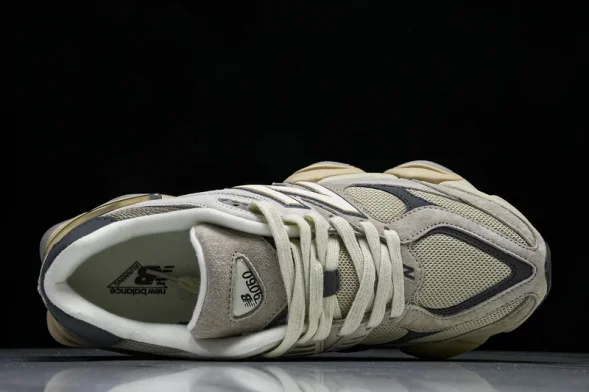 New Balance 9060 U9060EEG 