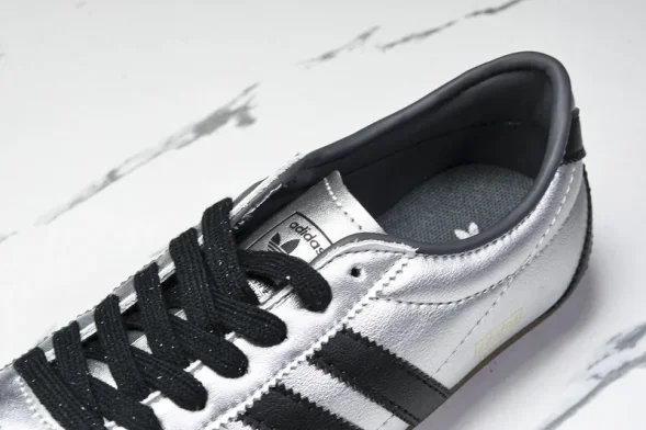 Adidas Tokyo W JQ3024 