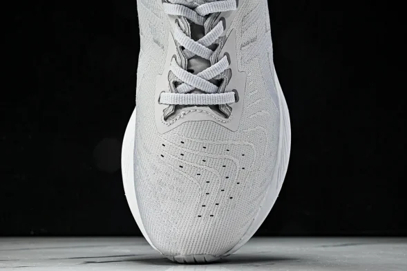 Asics Novablast 4 1012B722-100 