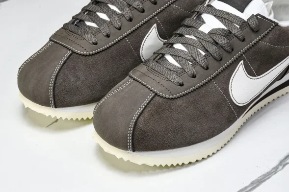 Nike Cortez Classic FQ8144-237 