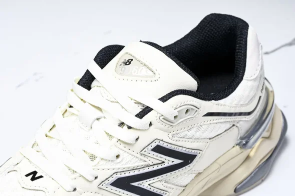 New Balance 9060 U9060DUA 