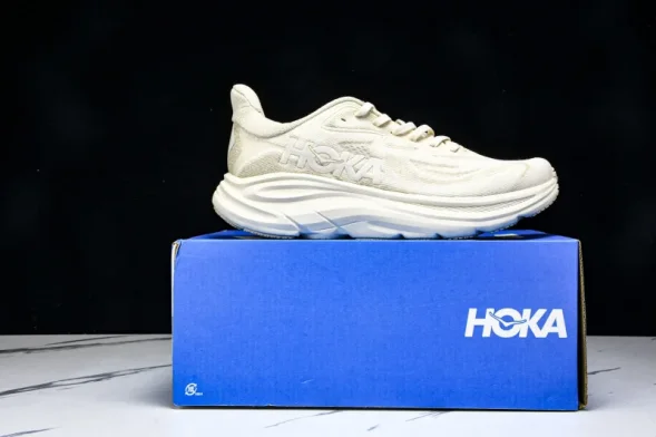 Hoka One One Clifton 10 Low 1162030 OLTM 