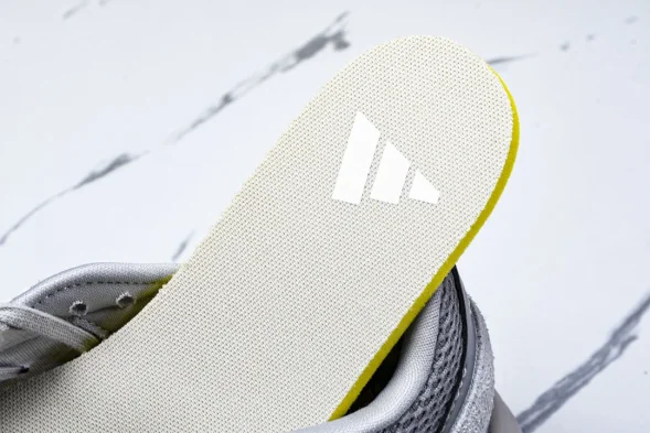 Adidas Lightblaze JQ9973 