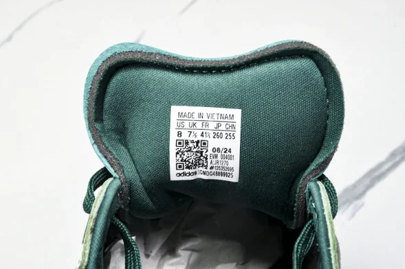Adidas Tokyo W JR1270 