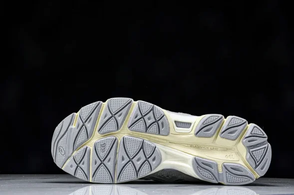 Asics Gel-NYC 1203A372-600 