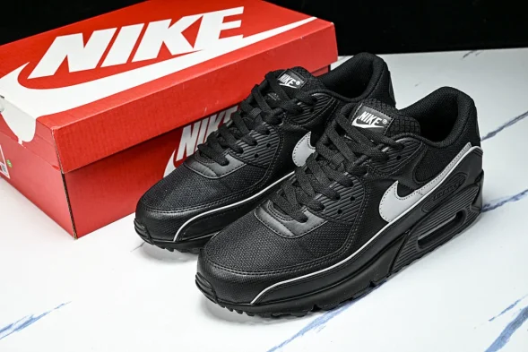Nike Air Max 90 HV4517 002 