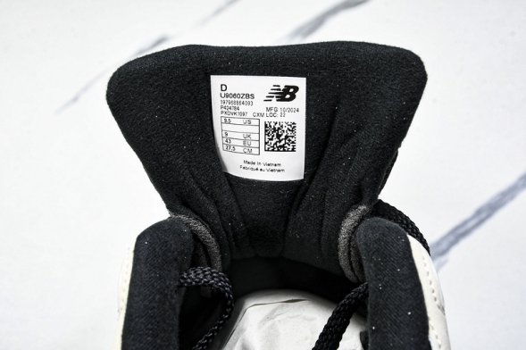 New Balance 9060 U9060ZBS 