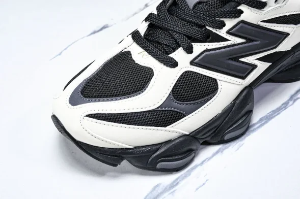 New Balance 9060 U9060ZBS 