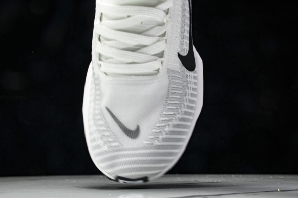 Nike ZoomX Invincible Run Flyknit 3 DR2615 002 