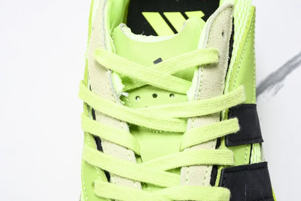 Adidas Lightblaze JP7308 