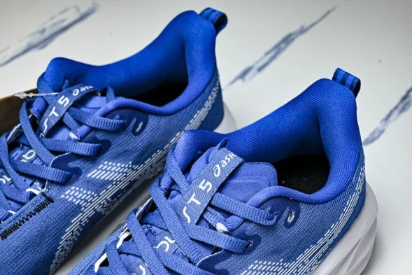 Asics Novablast 5 1011B974-403 