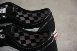 Vans Old Skool Tapered VN0A54F49Y4