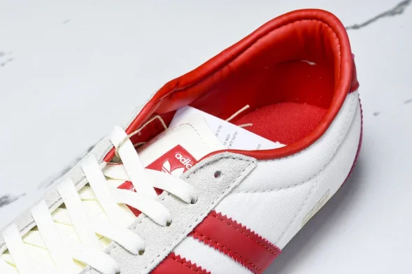 Adidas Tokyo W JI3300 