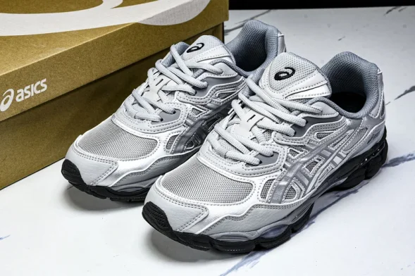 Asics Gel-NYC 1203A280-020 