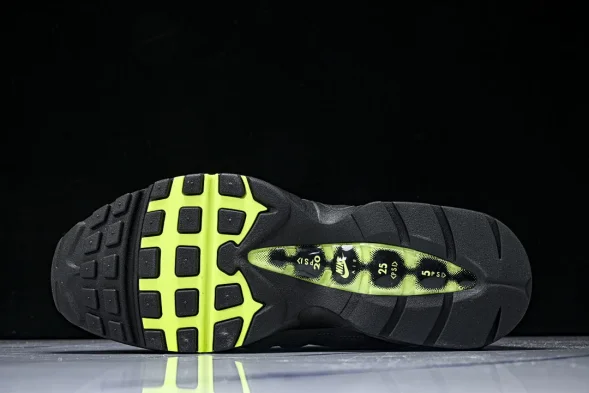 Nike Air Max 95 HM4740-001 