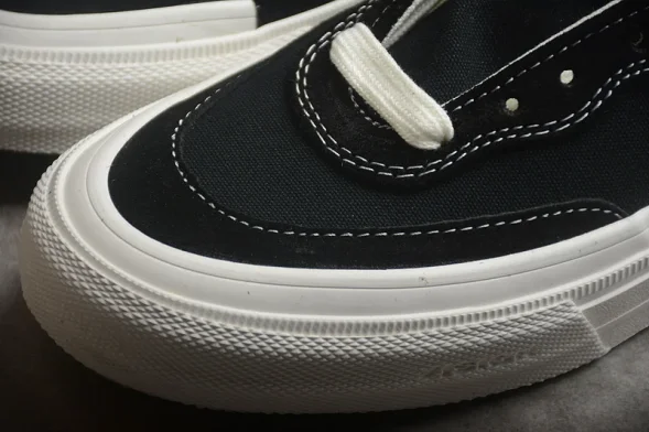 Vision Street Wear V231NY700802 