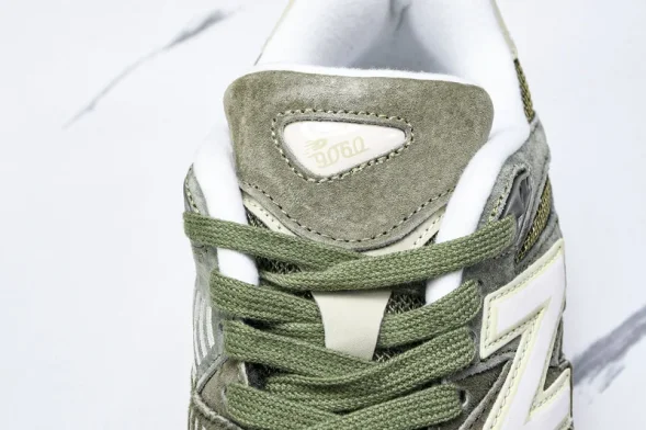 New Balance 9060 U9060JG0 