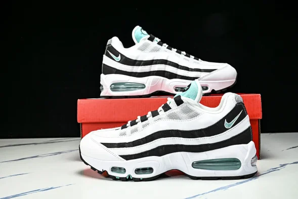 Nike Air Max 95 IM7409 100 