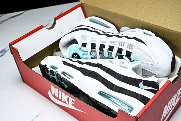 Nike Air Max 95 IM7409 100 