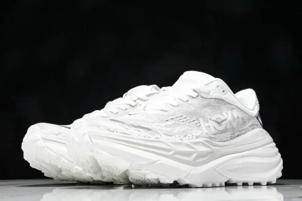 Hoka Stinson 7 1141530 WWH 