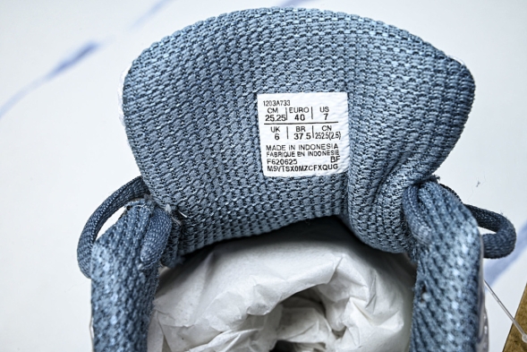 Asics Gel-Cumulus 16 TG 1203A733-100 