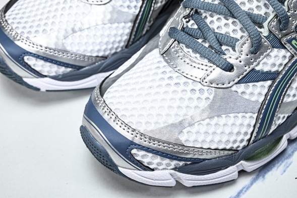 Asics Gel-Cumulus 16 TG 1203A733-100 