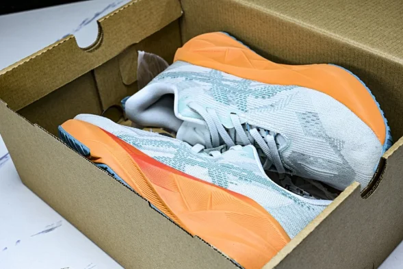 Asics Novablast 5 1011B974-400 