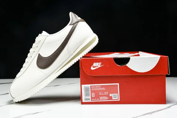 Nike Cortez Classic DN1791-104 