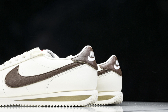 Nike Cortez Classic DN1791-104 