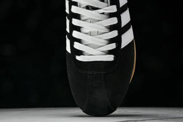 Adidas Tokyo W JI0183 