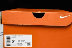 Nike Air Zoom Vomero Premium HM5973-100