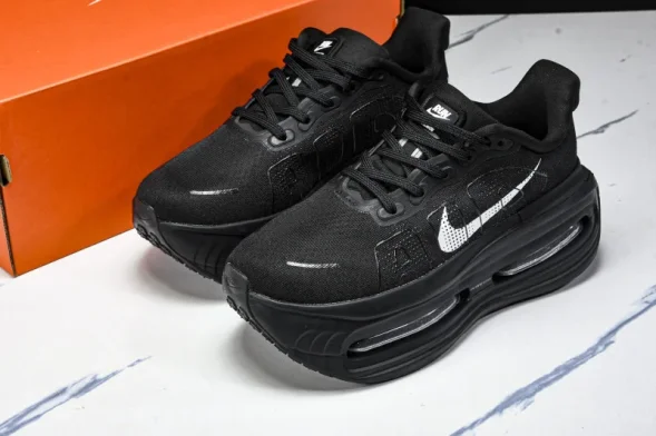 Nike Air Zoom Vomero Premium HM5973-100 