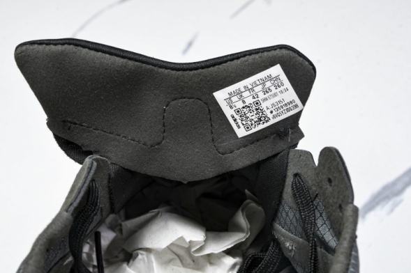 Y-3 x Adidas Adios 9 M JS3151 