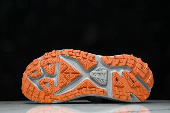 Hoka Stinson 7 1141530 CCBRN 