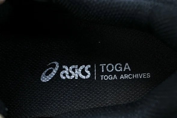Asics Gel-Cumulus 16 TG 1203A838-024 