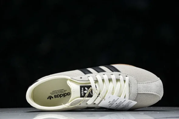 Adidas Tokyo W JI0182 
